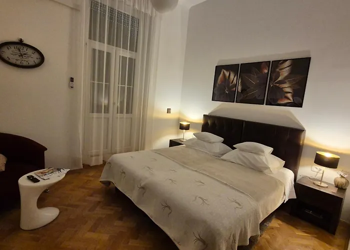 Rooms Tisa Old Town Guest house