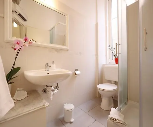 Rooms Tisa Old Town 3* Задар