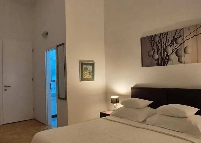 蒂萨老城旅馆 招待所 3*