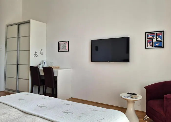 Tisa Old Town Casa de hóspedes